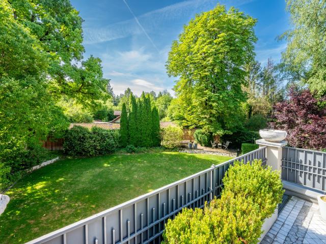Villa kaufen in Hohenbrunn