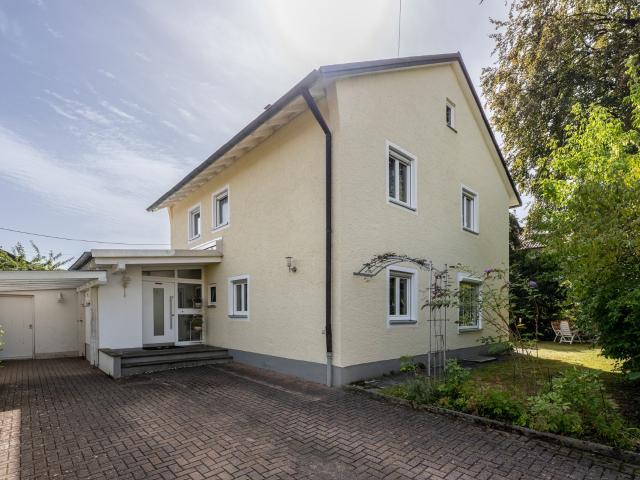 Villa kaufen in Augsburg, Bayern
