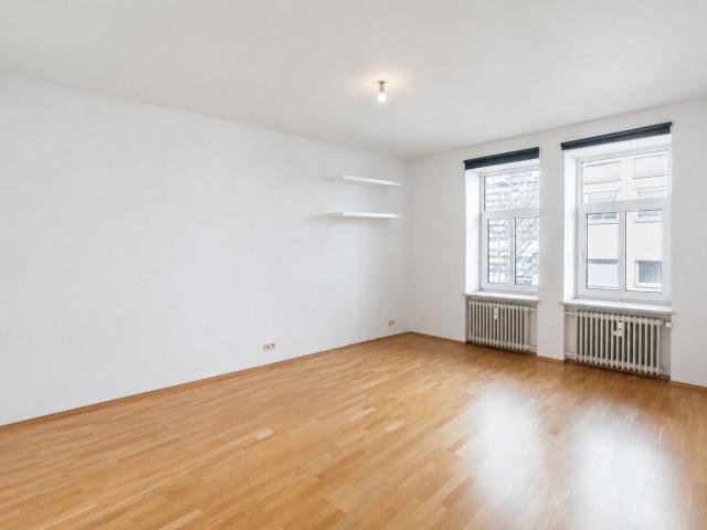 Wohnung kaufen in Kreuzviertel, München