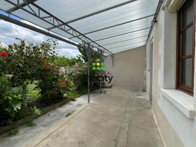 Maison vente à Confolens, Aigre