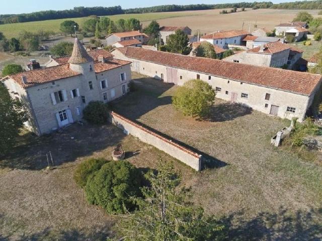 Maison vente à Aigre, Charente