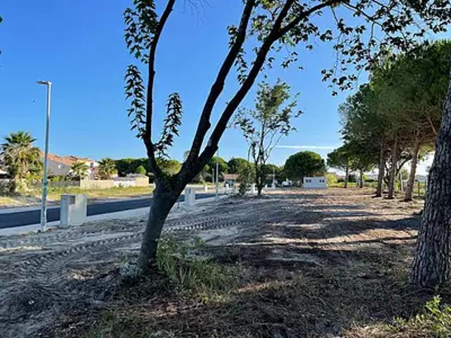 Terrain vente à Nîmes, Aigues-mortes