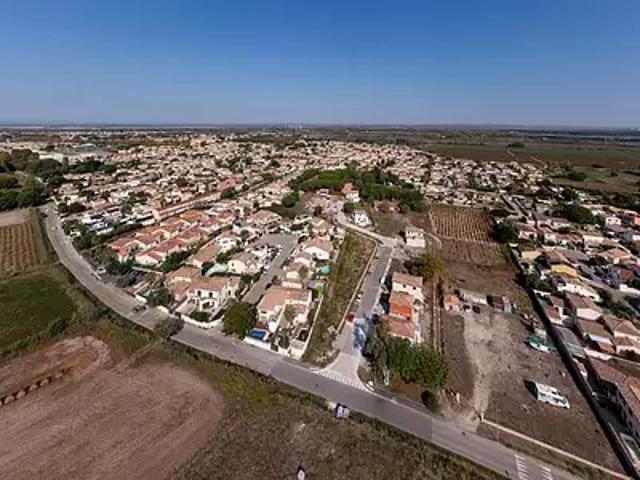 Terrain vente à Nîmes, Aigues-mortes