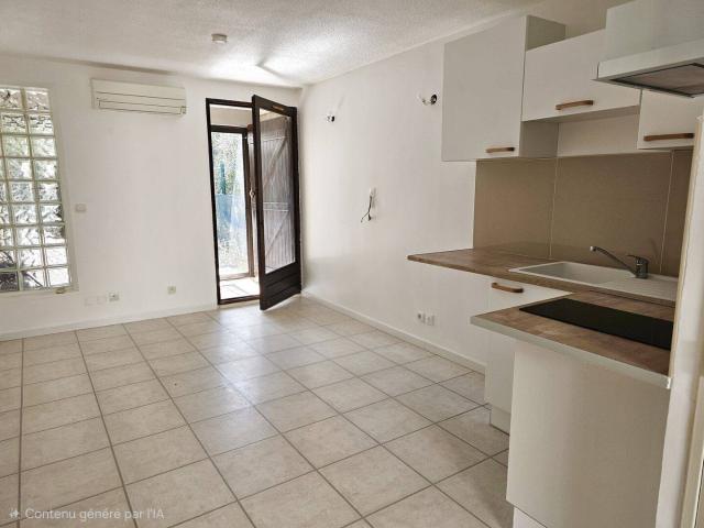 Studio location à Aigues-Mortes, Gard