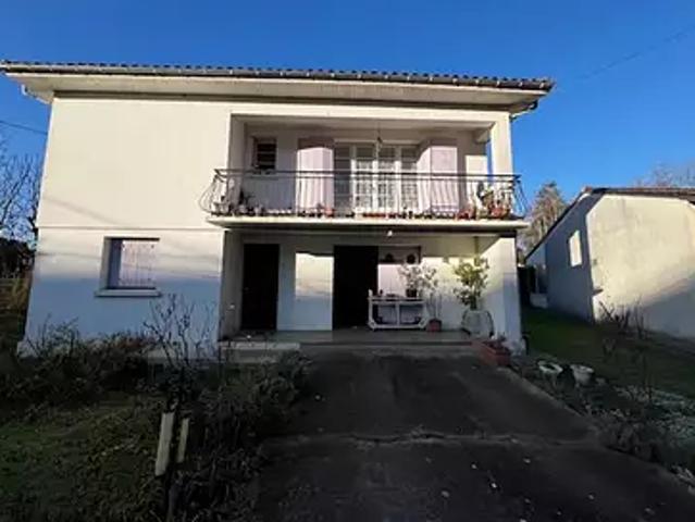 Maison vente à Aiguillon, Robert