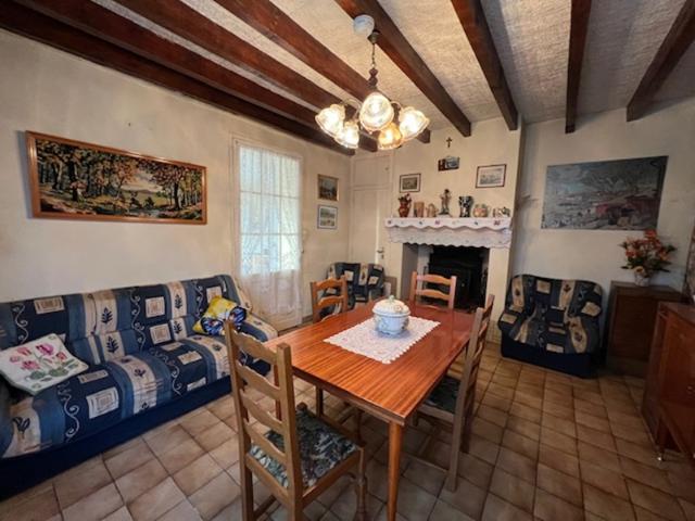 Maison vente à Agen, Aiguillon