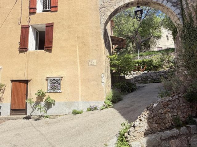 Maison vente à Brignoles, Aiguines