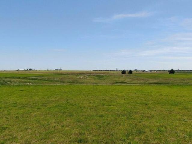 Land for sale in Russell Land for sale in Russell