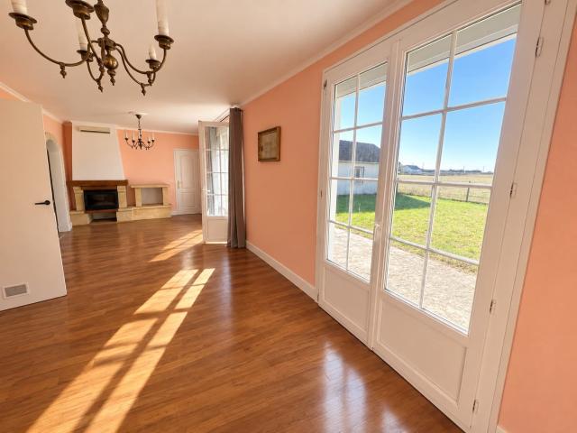Maison vente à Aillant-sur-Tholon, Montholon