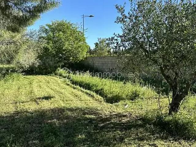 Terrain vente à Nîmes, Aimargues