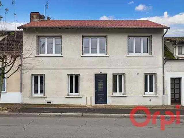 Maison vente à Montluçon, Ainay-le-château