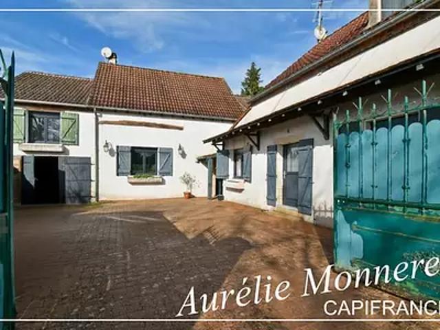Maison vente à Saint-Amand-Montrond, Ainay-le-vieil
