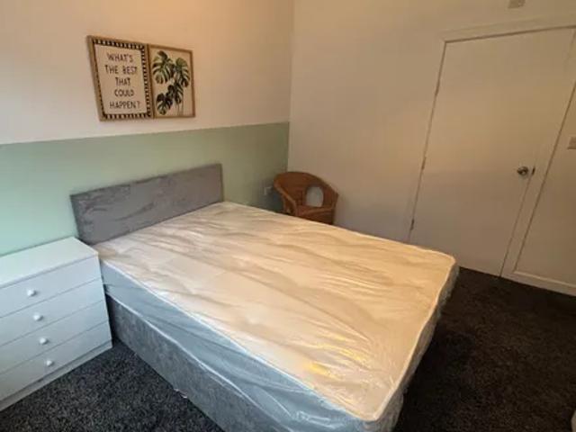 House for rent in Reddish, Greater Manchester