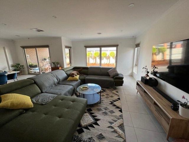 Room for rent in Camerons Creek, Victoria