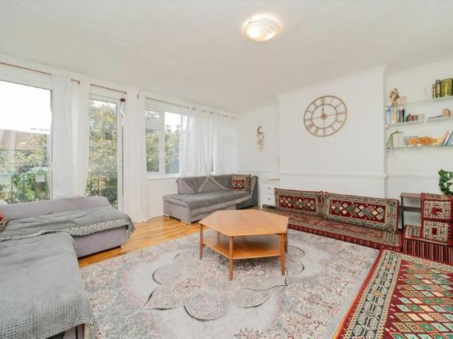 Apartment for rent in Fulham, Greater London