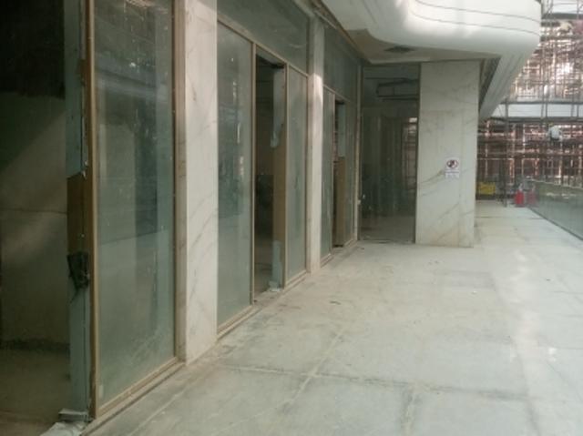 Commercial for sale in Hariana