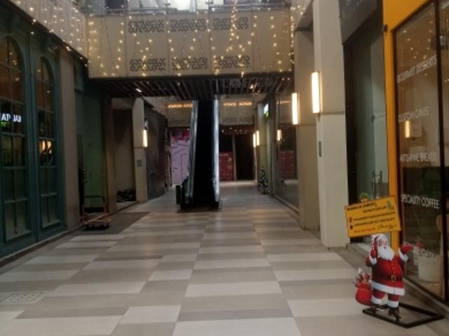 Commercial for sale in Hariana