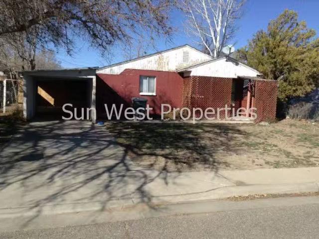 House for rent in Aztec