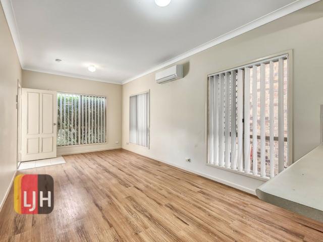Townhouse for rent in Kedron, Greater Brisbane
