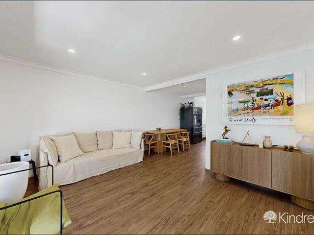 Townhouse for rent in Woody Point, Greater Brisbane