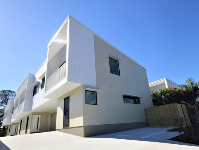 Townhouse for rent in Kings Creek, Queensland