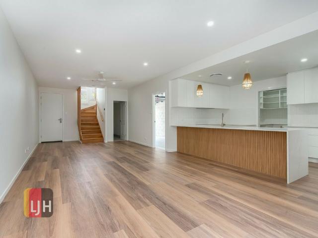 Townhouse for rent in Toombul, Queensland
