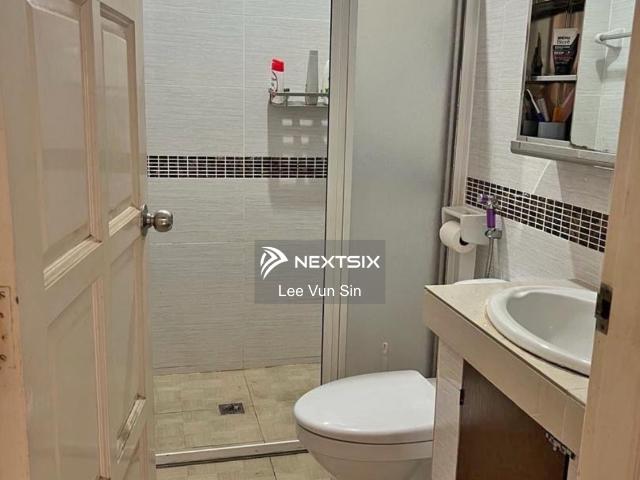 Residential House for sale in Country Heights Damansara, Kuala Lumpur