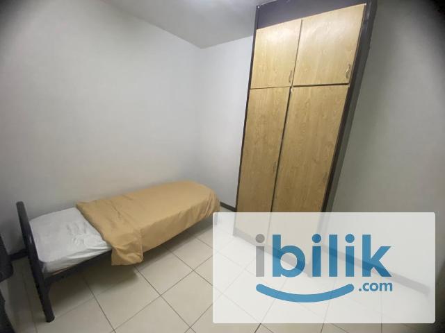 Room for rent in Petaling, Damansara Damai