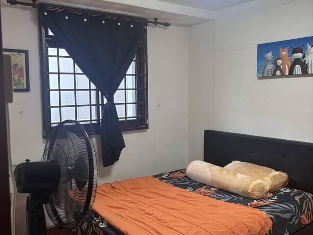 Room for rent in Queenstown, 23 North West