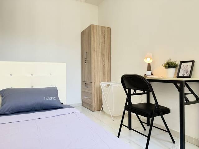 Room for rent