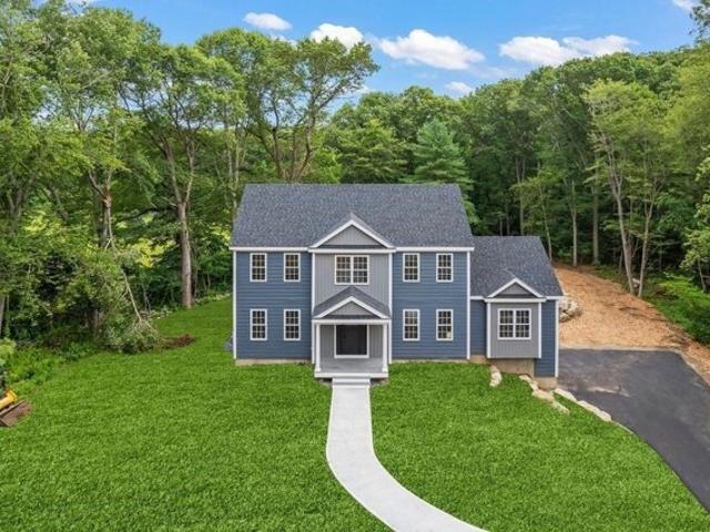 House for sale in Seekonk
