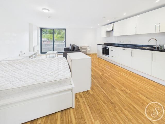 Apartment for rent in Richmond Hill, West Yorkshire