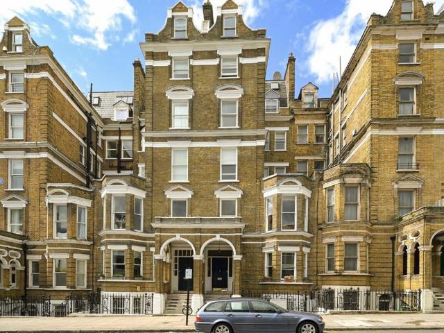 House for rent in Kensington, Greater London