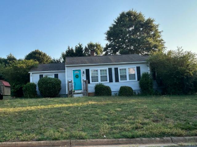 House for sale in Pfafftown, North Carolina