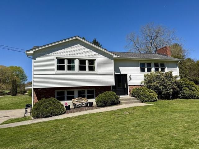 House for sale in Dudley, Worcester County