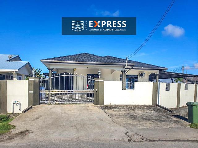 Bungalow for sale in Long Miri, Sarawak