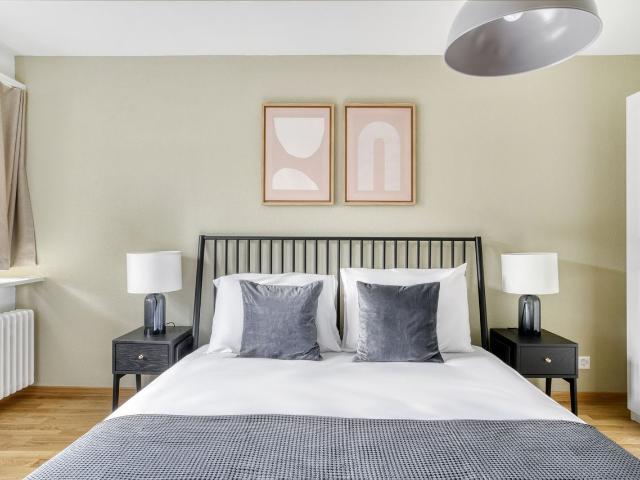 Apartment mieten in Einigen, Zürich