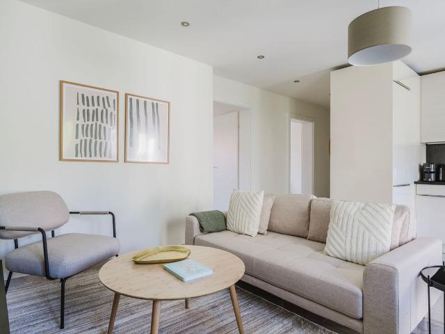 Apartment mieten in Einigen, Zürich