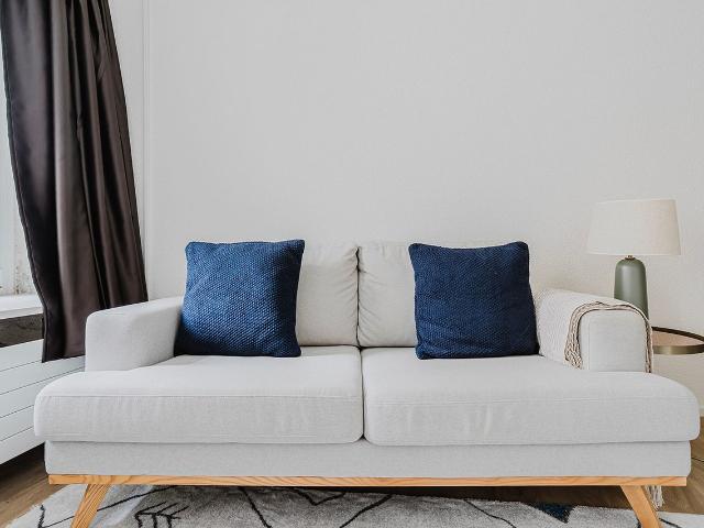 Apartment mieten in Einigen, Zürich