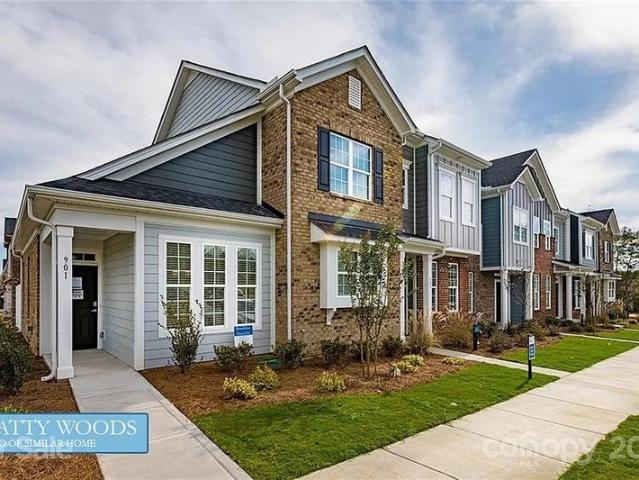Room for rent in Town Homes at Beatty Woods, Mount Holly