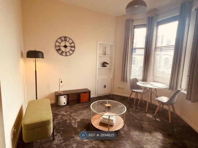 Apartment for rent in Haghill, Scotland
