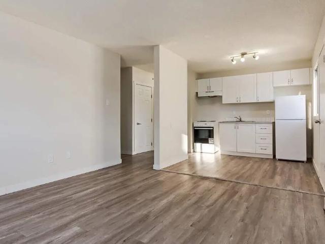 Apartment for rent in Wedgewood, Alberta