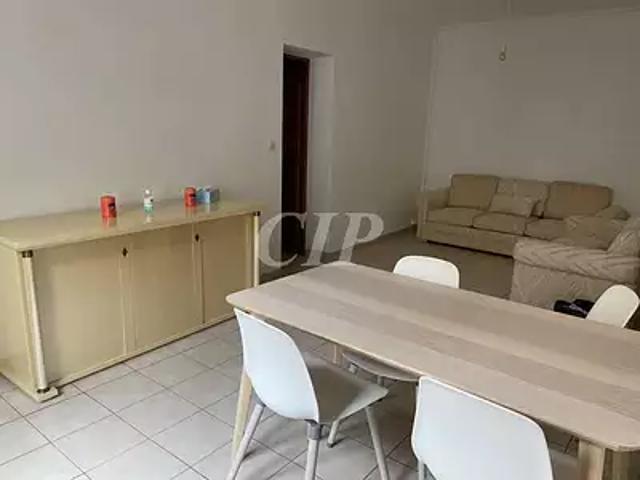 Appartement location à Aix-en-Provence, Aix-en-provence