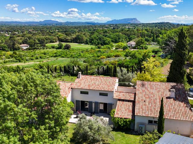 Maison vente à Aix-en-Provence, Le Tholonet