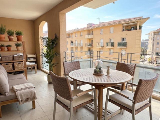 Appartement vente à Aix-en-Provence, Aix-en-provence