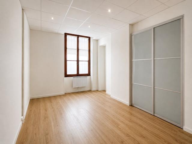 Bureau vente à Aix-en-Provence, Le Tholonet