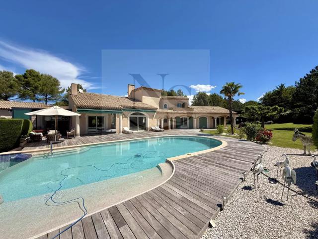 Villa vente à Aix-en-Provence, Aix-en-provence