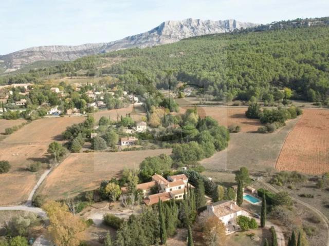Maison vente à Aix-en-Provence, Beaurecueil