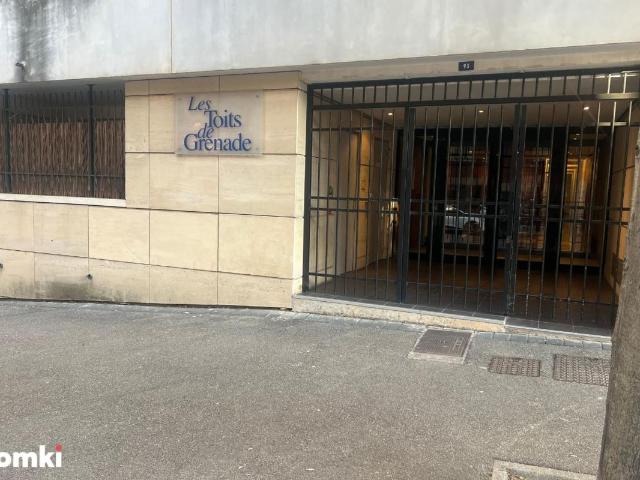 Garage vente à Aix-en-Provence, Aix-en-provence