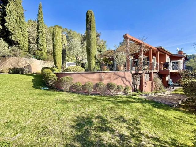 Maison vente à Aix-en-Provence, Saint-marc-jaumegarde